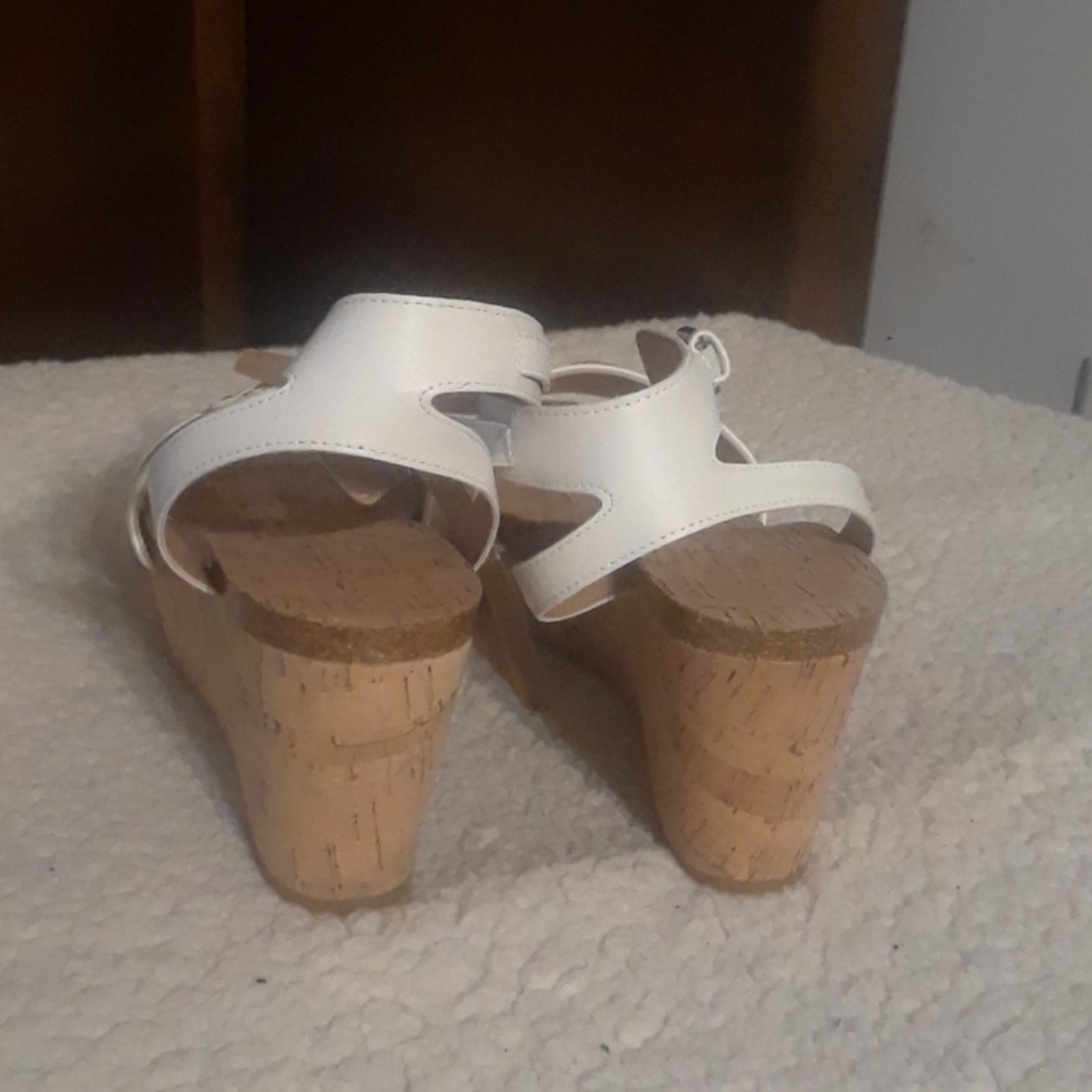 Tommy Hilfiger Wedged Heel - Picture 4 of 6